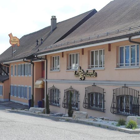 Motel - Hotel La Poularde Romont Екстер'єр фото